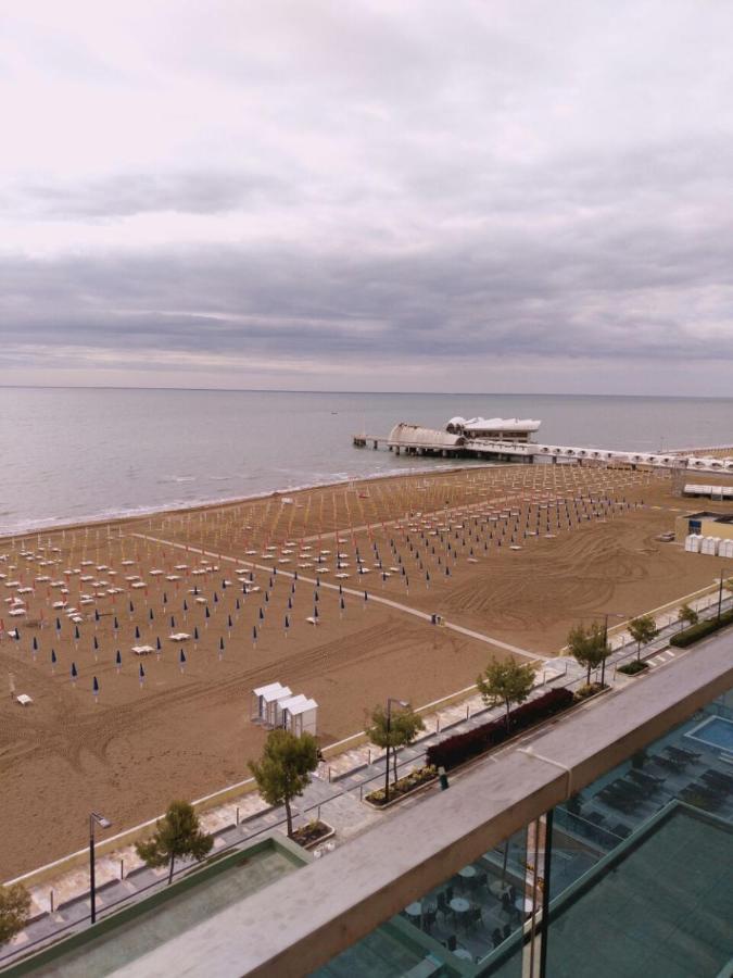 Hotel Columbus Lignano Sabbiadoro Luaran gambar